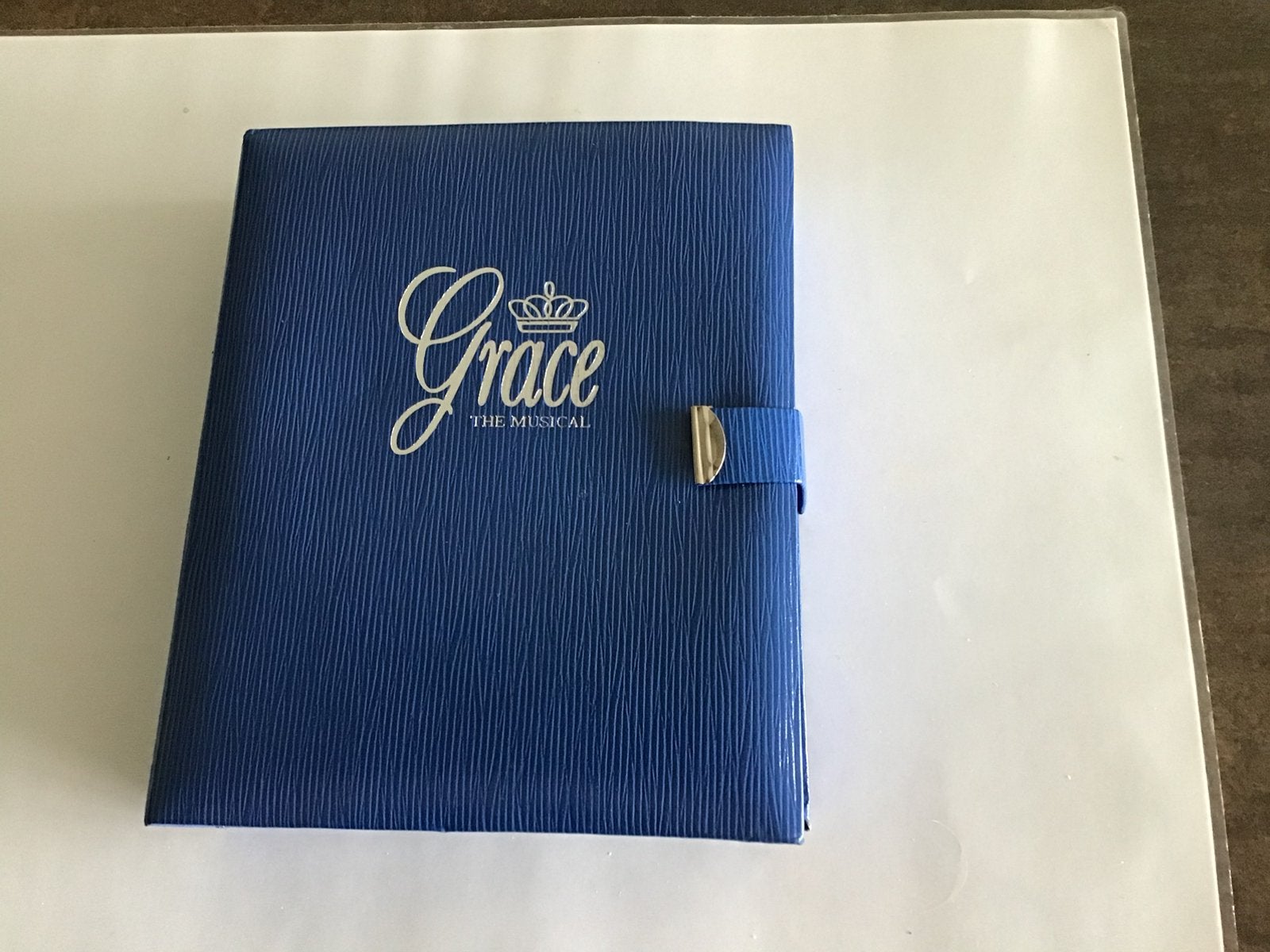 Grace Kelly The Musical, luxe set, NIEUW zie onder :, Verzamelen, Ophalen of Verzenden, Nieuw