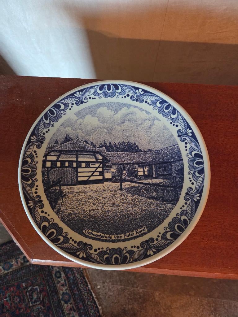 Delfts Blauw wandbord – geboortehuis Pater Karel, Ophalen