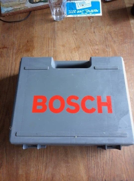 Bosch PST 550 AE Decoupeerzaag met accessoires, Gebruikt, Decoupeerzaag, Ophalen of Verzenden, 30 tot 70 mm