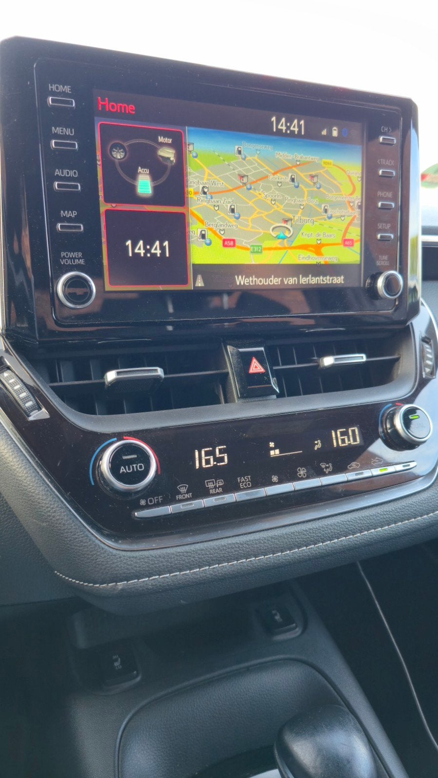 Foto 20 van ​Toyota Corolla 1.8 Hybrid (2019) | Automaat | CarPlay