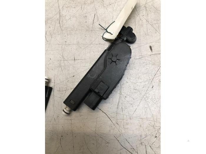 Koplamp Sproeier van een Audi A8, Gebruikt, -, -, -