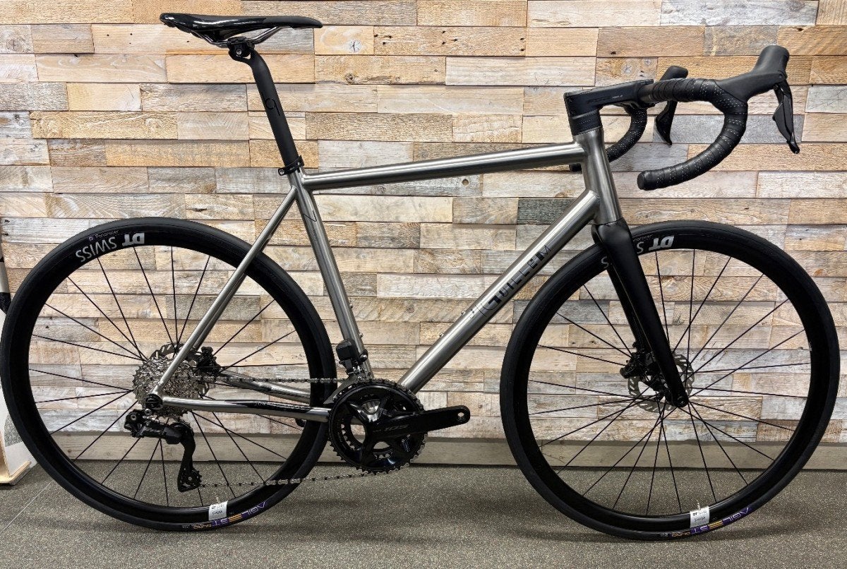 J. Guillem Major 2026 Titanium 56cm, 28 inch, -, -, Nieuw