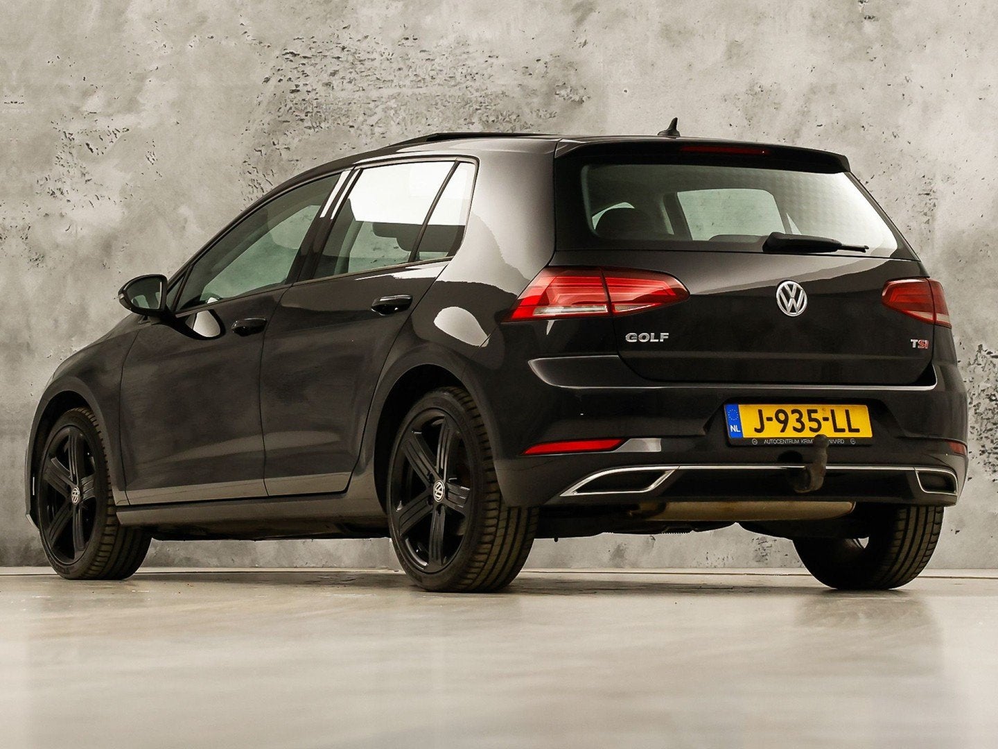 Volkswagen Golf 1.5 TSI Highline R 150Pk Automaat (PANORAMAD, Auto's, 12 maanden, 4 cilinders, Alcantara, Zwart