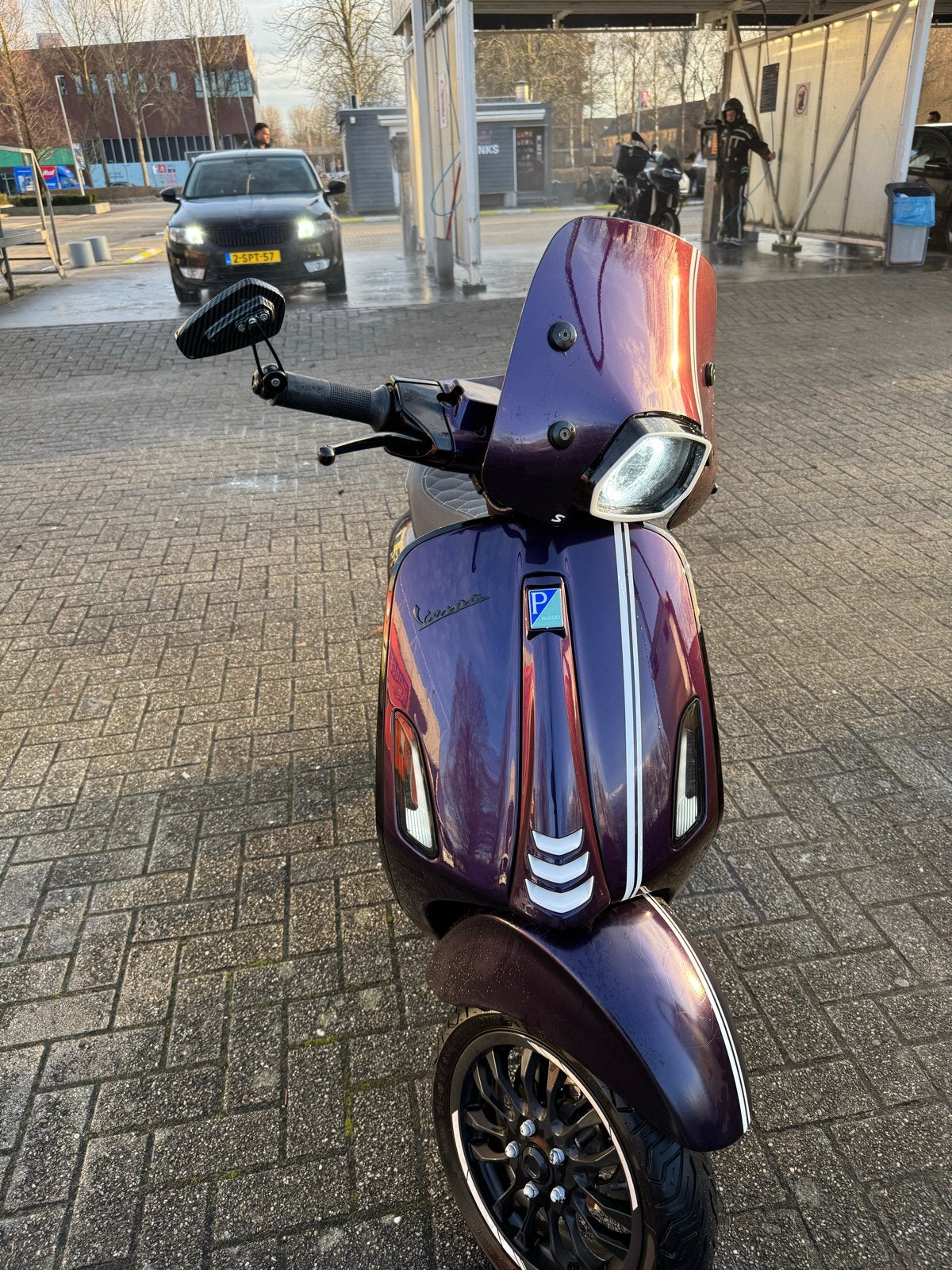 Vespa Sprint iGET 2020 Midnight Purple - Incl. Accessoires, Ophalen, Gebruikt, Benzine, Vespa