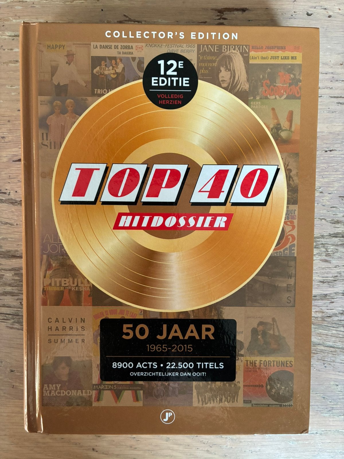 Top 40 Hitdossier - 50 jaar - collector’s edition - limited, Boeken, Ophalen of Verzenden, Zo goed als nieuw, Artiest