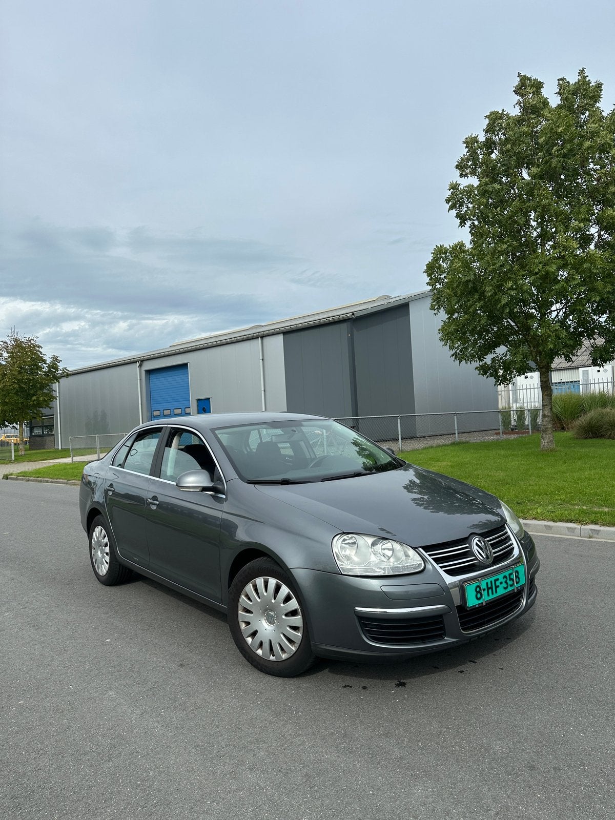 Volkswagen Jetta 1.6 FSI 85KW 2007 Grijs, Voorwielaandrijving, 4 cilinders, 1246 kg, Handgeschakeld