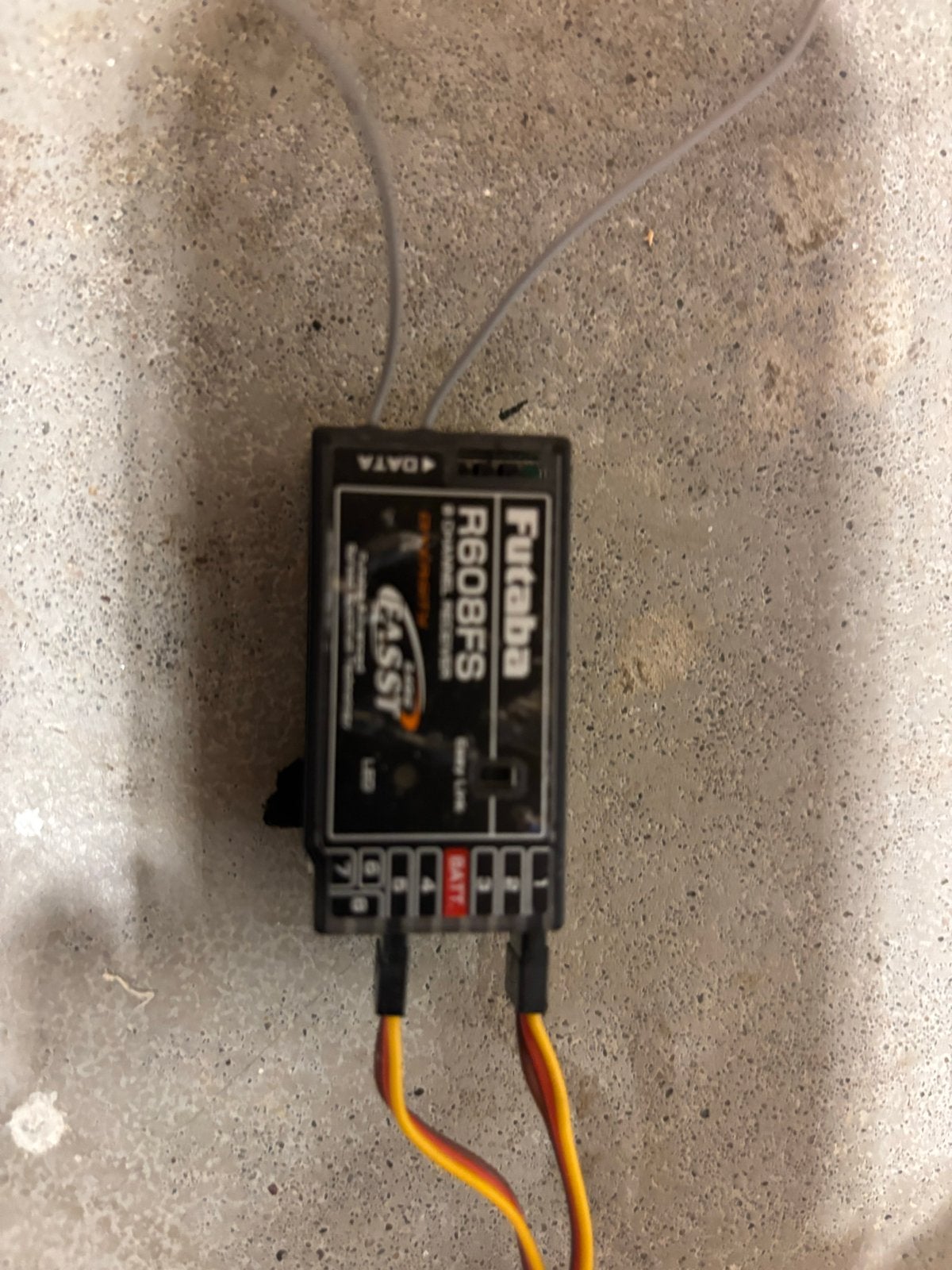 Futaba R608FS 2.4GHz FASST 8-kanaals ontvanger, Hobby en Vrije tijd, Ophalen, Gebruikt
