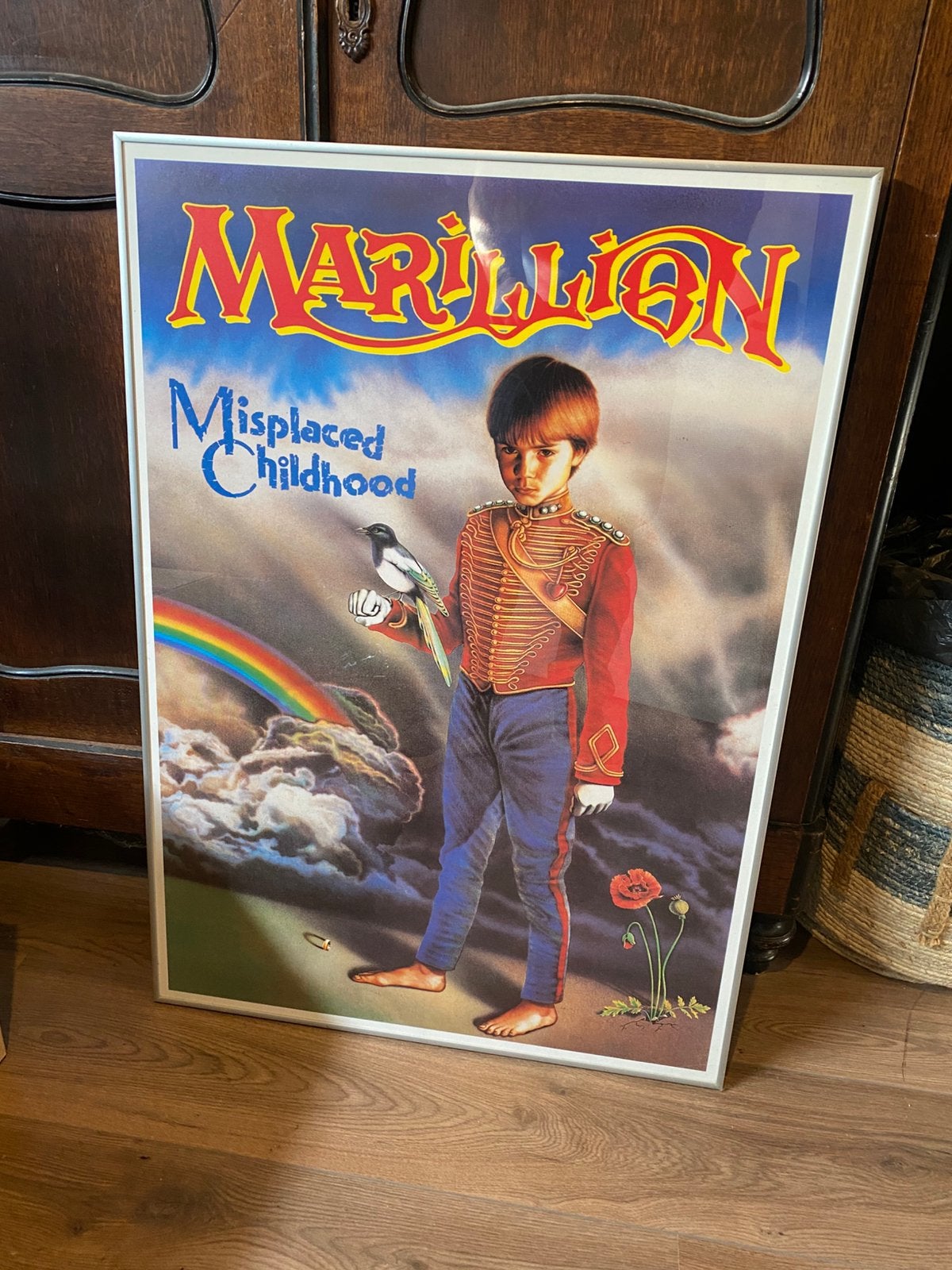 Marillion misplaced childhood grote poster ingelijst, Verzamelen, Posters, Ophalen, Rechthoekig Staand, Met lijst, Deurposter of groter