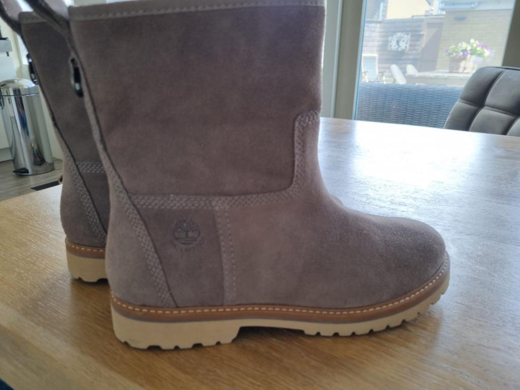 Nieuwe Timberlands damesschoenen maat 41, Kleding | Dames, Schoenen, Ophalen of Verzenden