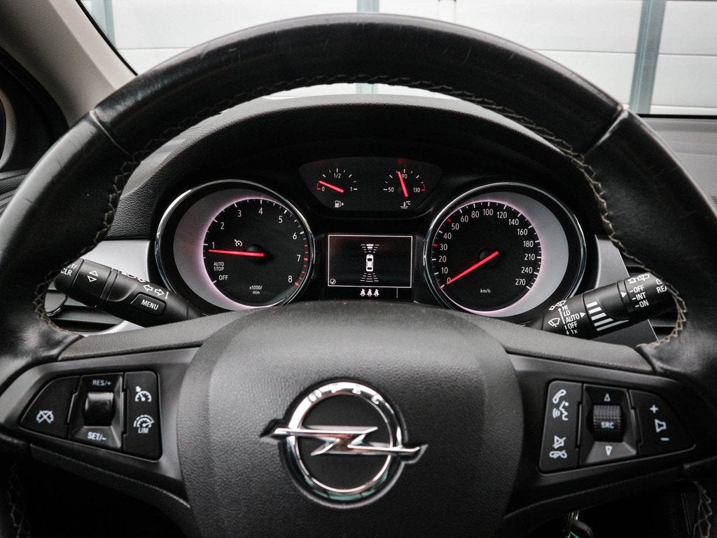 Opel Astra 1.0 Turbo 120 Jaar Edition | Clima | Cruise | Nav, Stof, Gebruikt, Euro 6, 610 kg