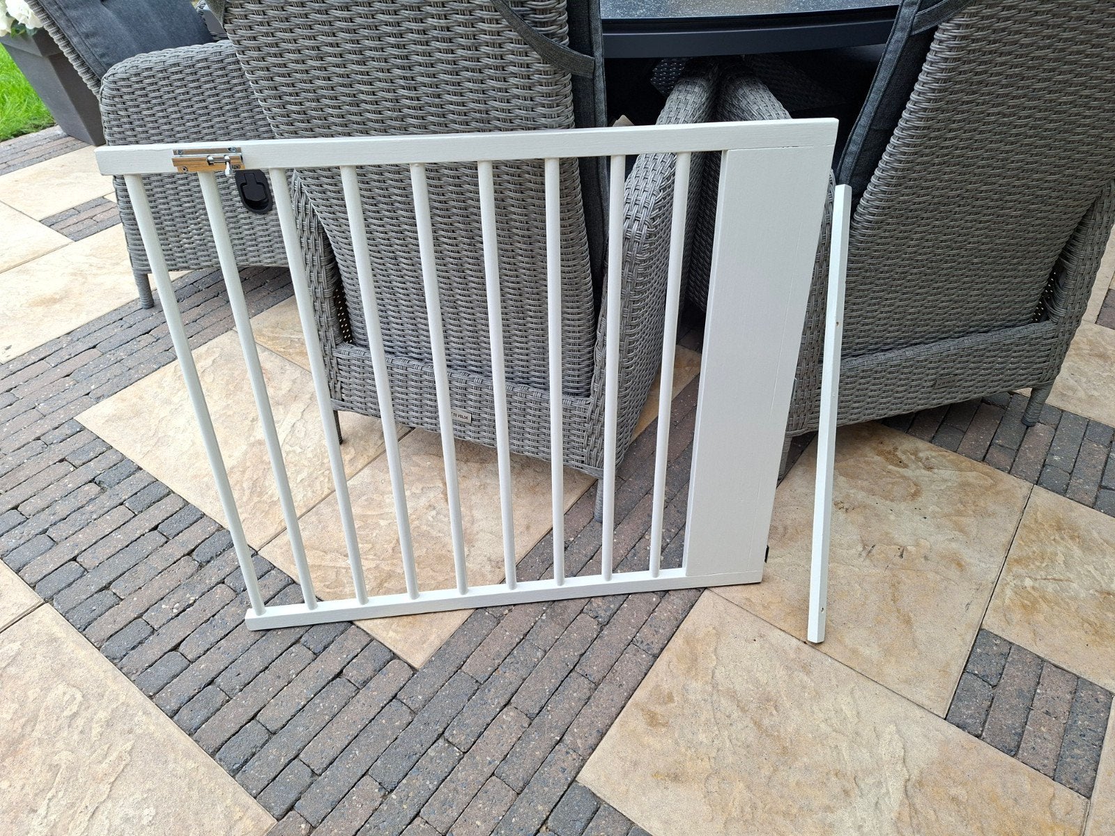Wit metalen veiligheidshekje voor kinderen/huisdieren, Ophalen, Gebruikt, Klemhekje, Hout