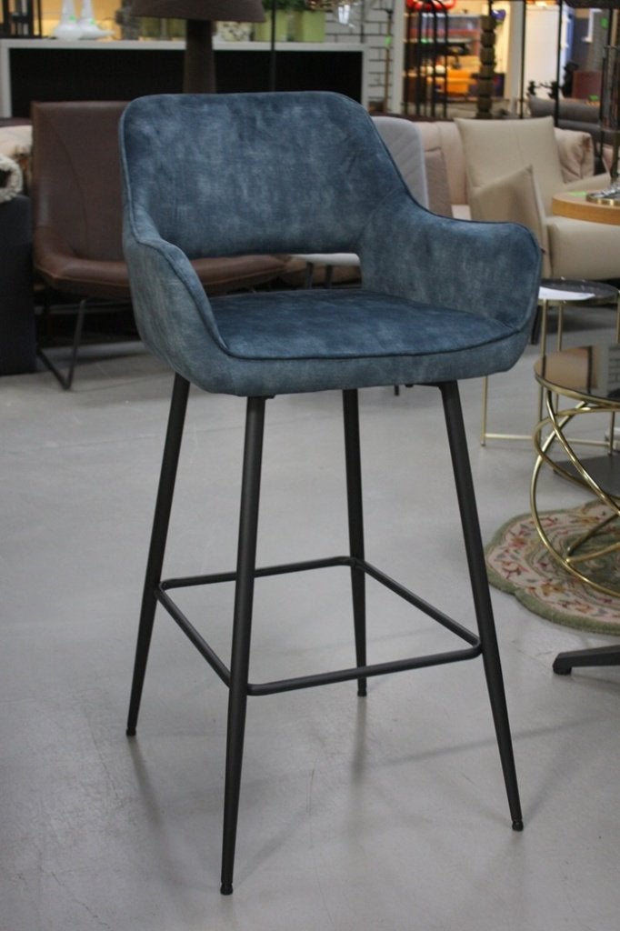 Luxe barstoelen barkrukken metaal velvet blauw Petrol