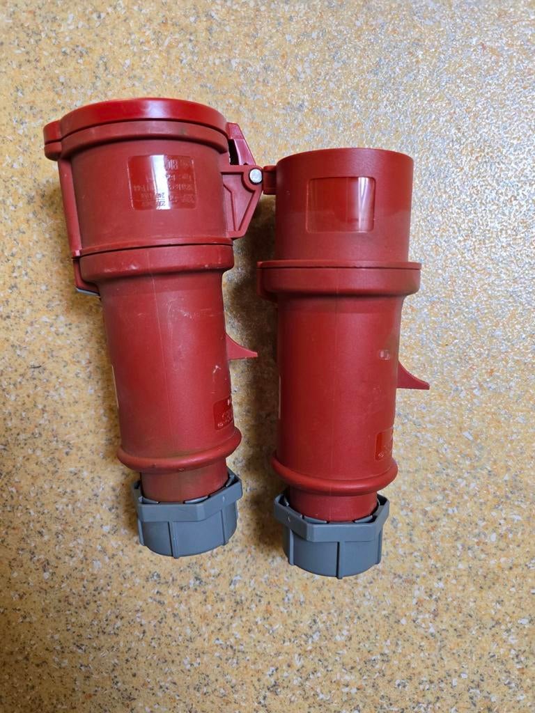 2x Mennekes stekker + 1 contactstop nieuw 32A/6H, Ophalen of Verzenden, Nieuw