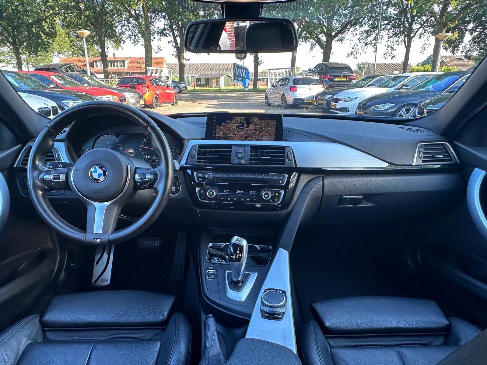 BMW 3-serie Touring 318i Edition M Sport Shadow Executive|18, Auto's, Automaat, Gebruikt, 1465 kg, 3 cilinders