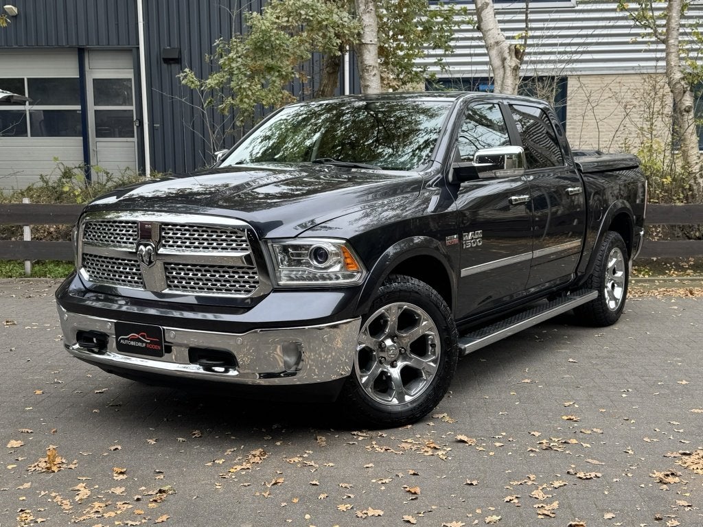 Dodge Ram 1500 4X4 LARAMIE 5.7 V8 LPG LAGE BIJTELLING, Auto's, Automaat, Gebruikt, 5654 cc, 402 pk