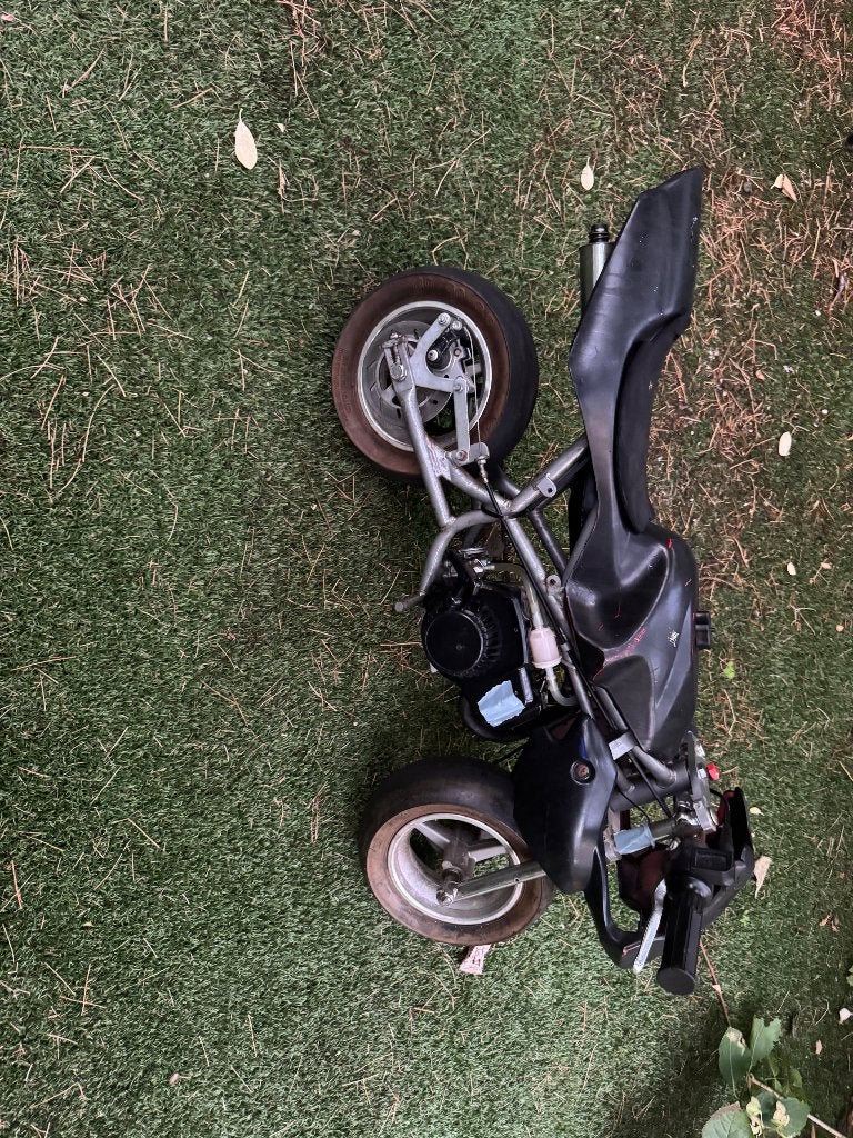 Mini motor 50cc, Fietsen en Brommers, Ophalen, Zo goed als nieuw, Schijfrem, Pitbike