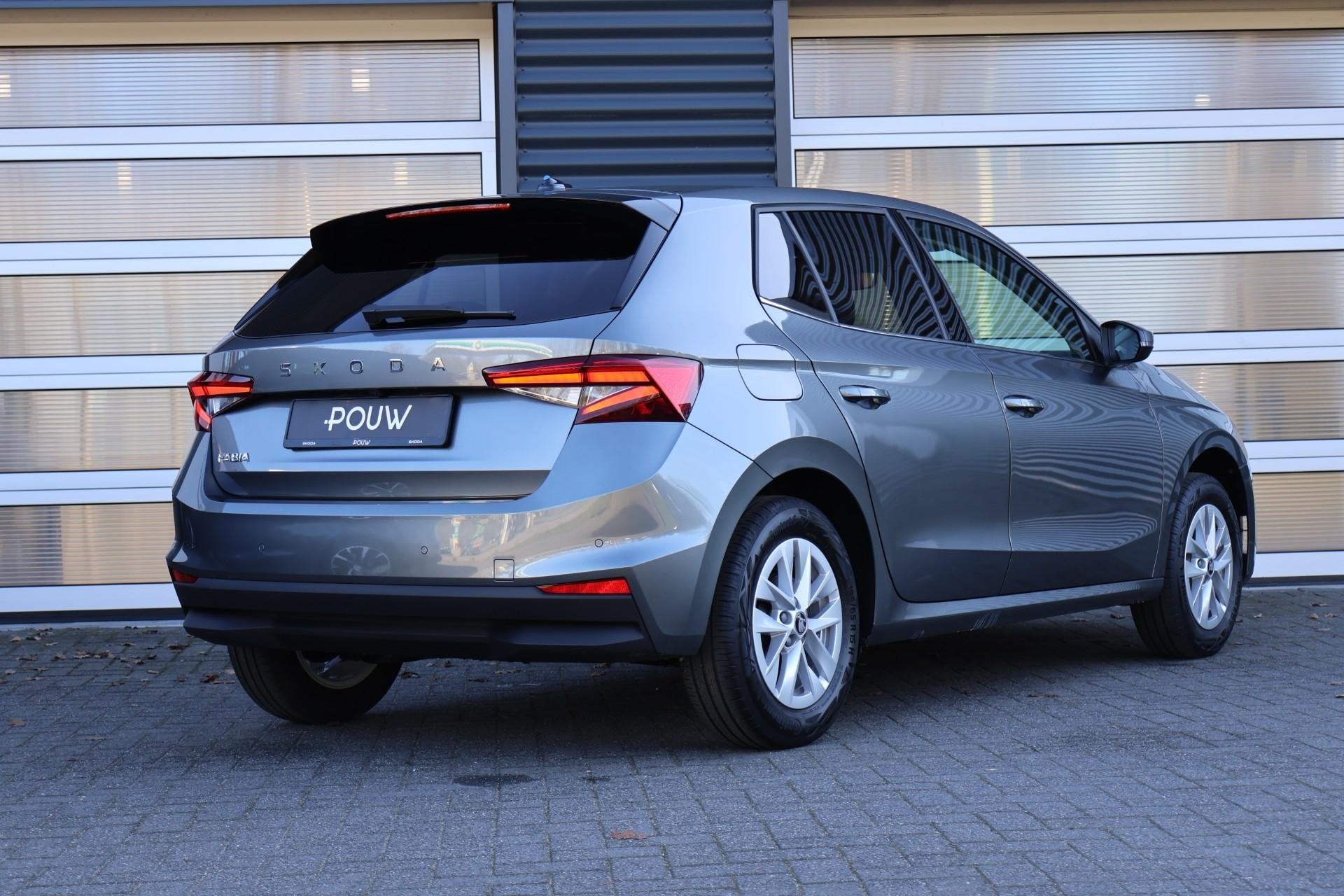 Skoda Fabia 1.0 TSI Business Edition | Travel Pakket | Stoel, Auto's, Voorwielaandrijving, 12 maanden, Stof, 95 pk