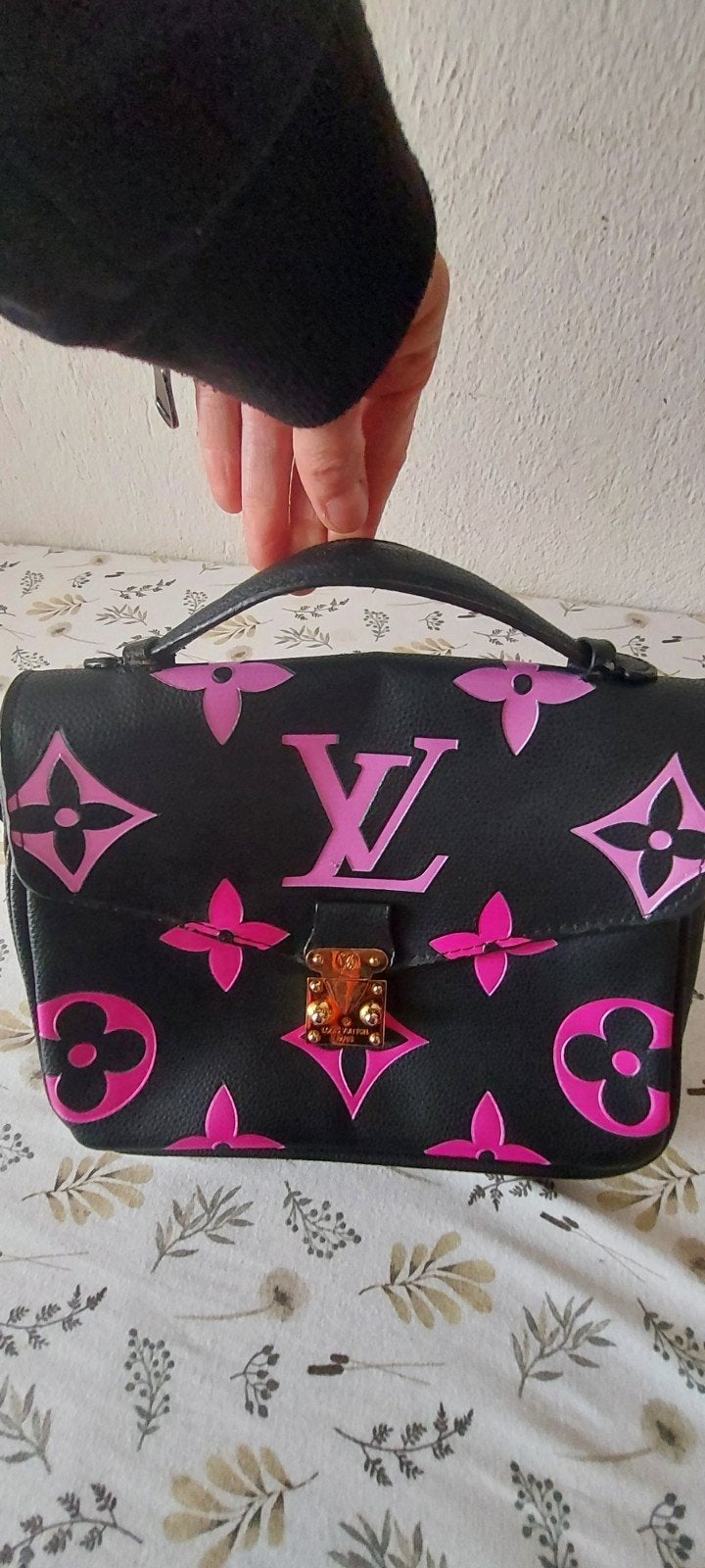 louis vuitton, Ophalen of Verzenden, Gebruikt, Roze, Heer of Dame
