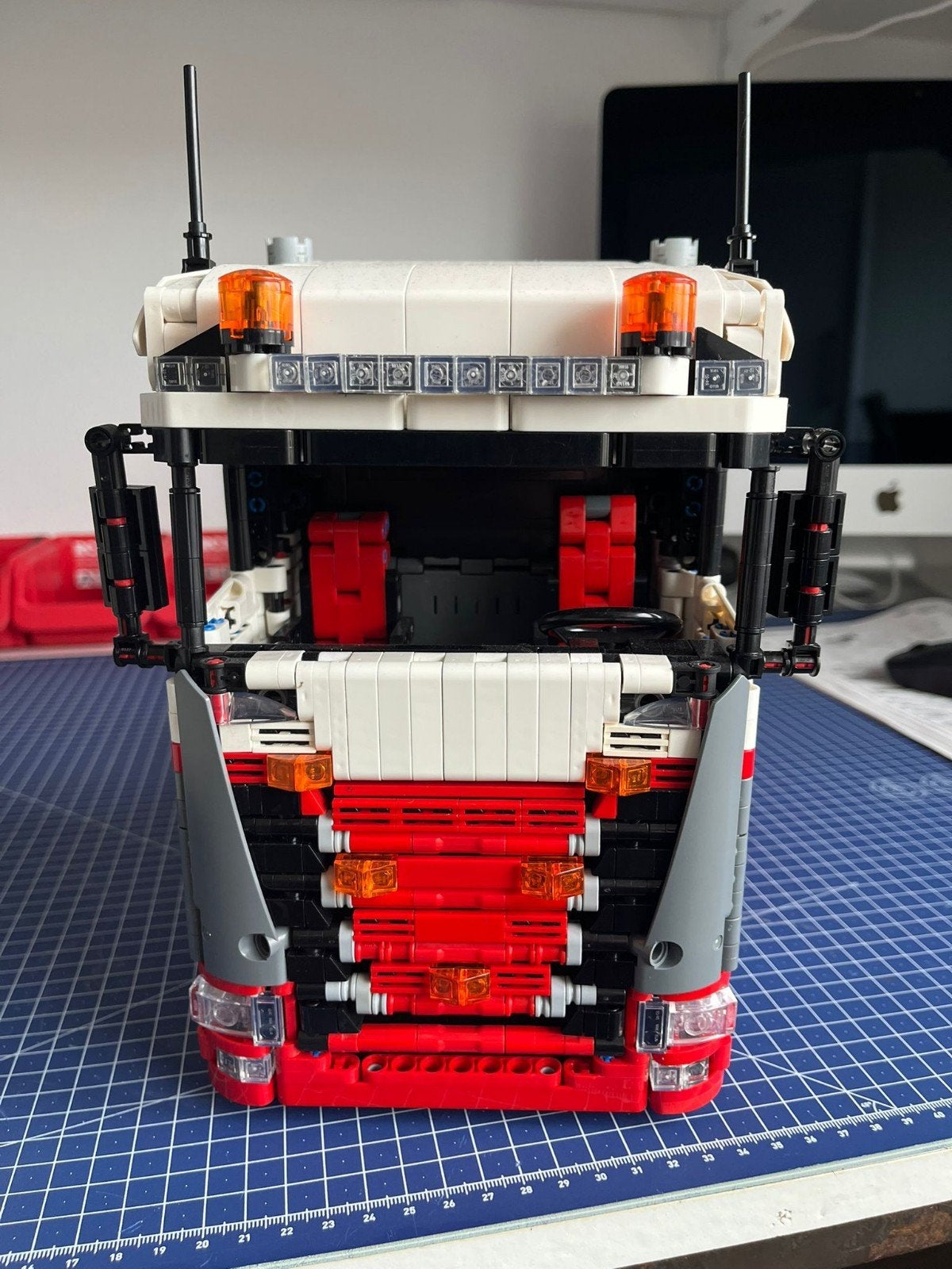 Scania MOC oprijwagen 8x4, Kinderen en Baby's, Speelgoed | Duplo en Lego, MOC (eigen creatie), Lego, Ophalen of Verzenden, Zo goed als nieuw
