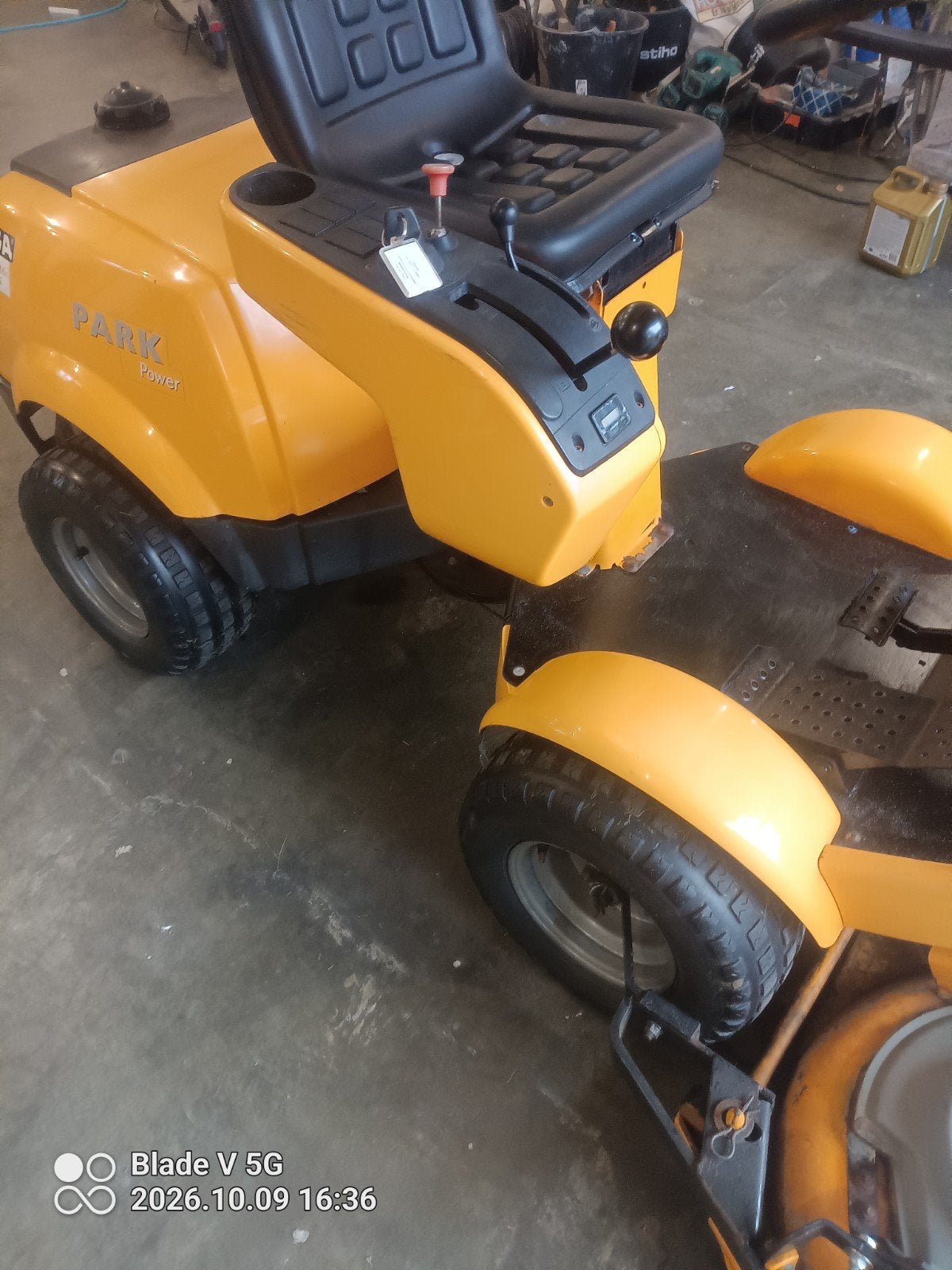 Stiga Park Power hydrostaat 18HP Briggs & Stratton Zitmaaier, Tuin en Terras, Cirkelmaaier, Gebruikt, Ophalen of Verzenden, Benzine-grasmaaier