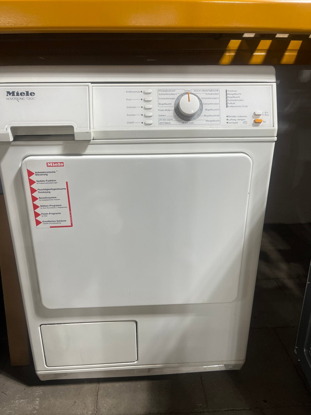 Miele Novotronic T253C Condensdroger - Gebruikt, Ophalen, 6 tot 8 kg, Gebruikt, Voorlader