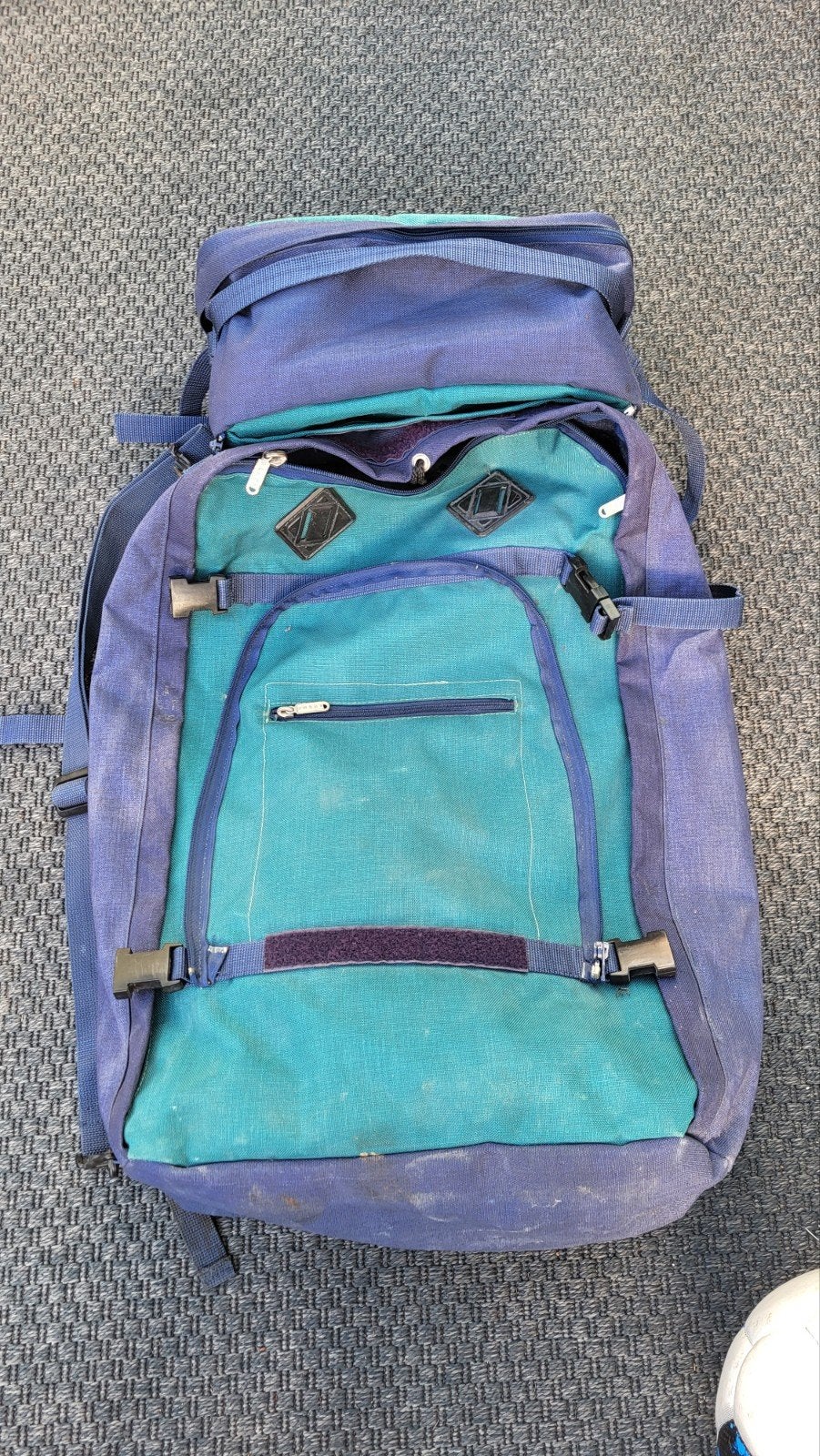 Mooie en praktische backpack rugzak - 60 liter, Caravans en Kamperen, Kampeeraccessoires, Ophalen, Gebruikt