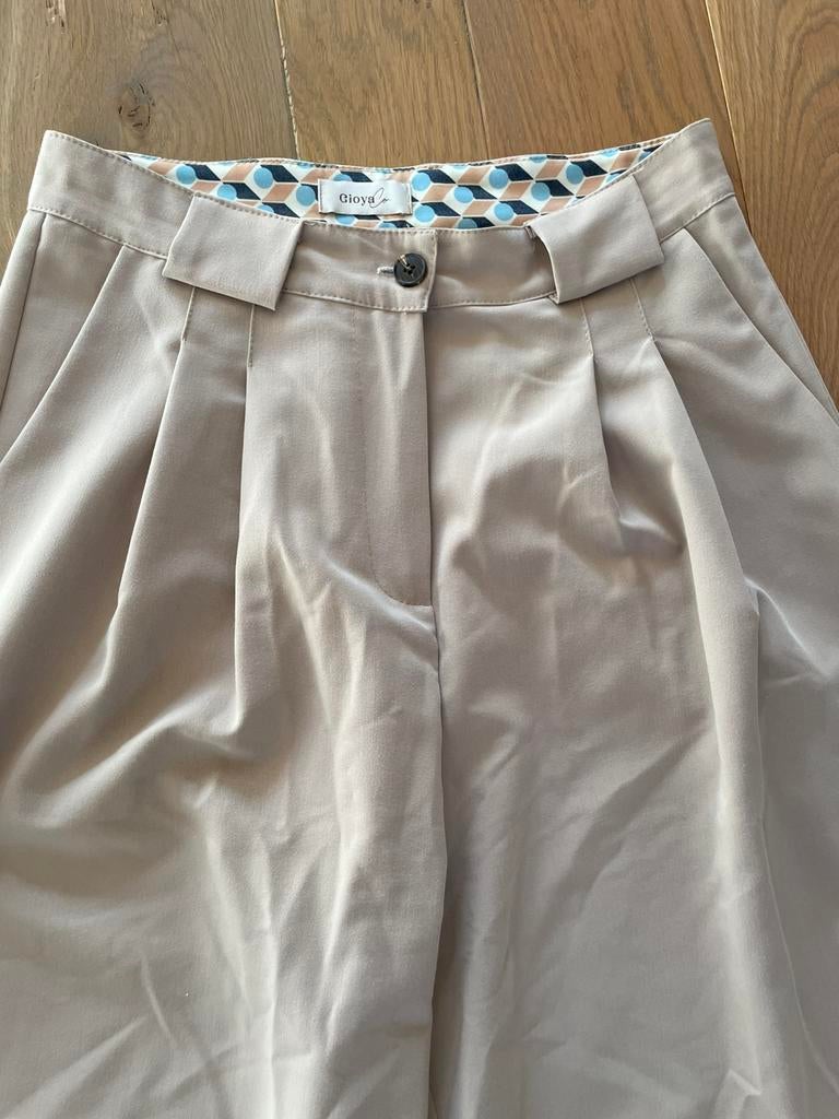 Pantalon beige maat S, Kleding | Dames, Broeken en Pantalons, Zo goed als nieuw, Maat 36 (S), Beige, Lang, Verzenden