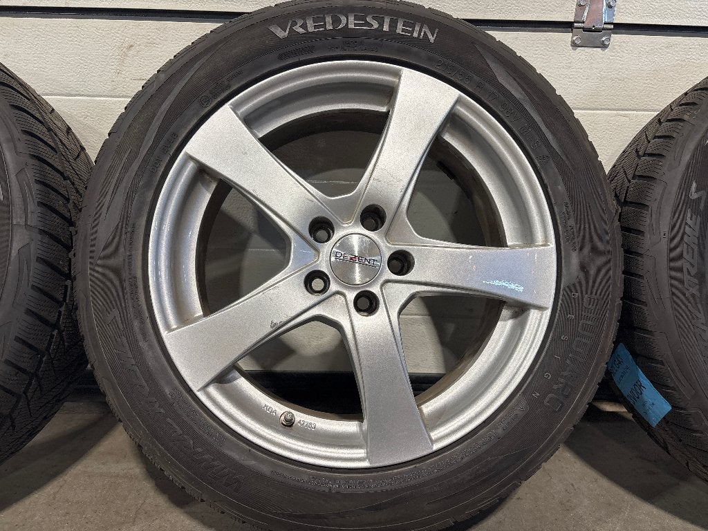 17" lm vredestein winterbanden st. 5 x 105 o.a. opel mokka, Ophalen, Banden en Velgen, 17 inch, Winterbanden