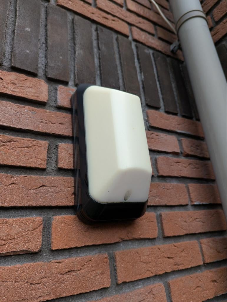 Hogro Buiten wandlamp, Ophalen of Verzenden, Gebruikt, Kunststof