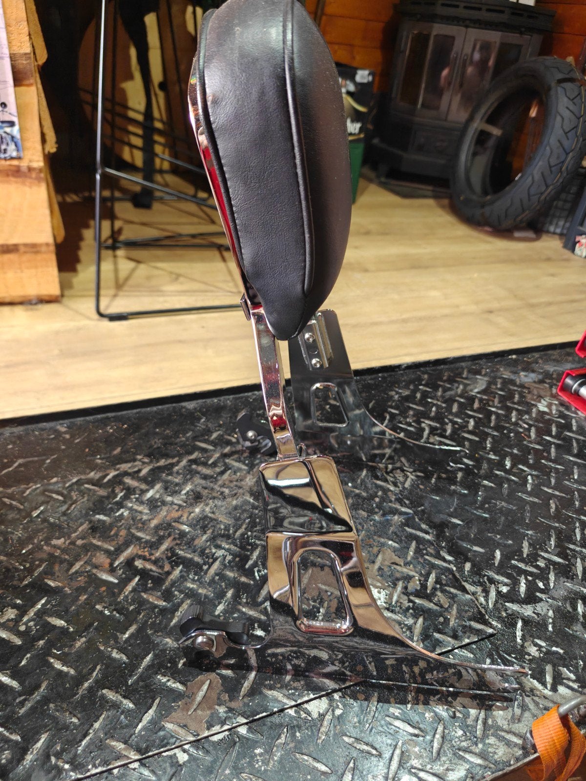 Harley-Davidson afneembare Sissybar Dyna, Streetbob etc, Ophalen of Verzenden