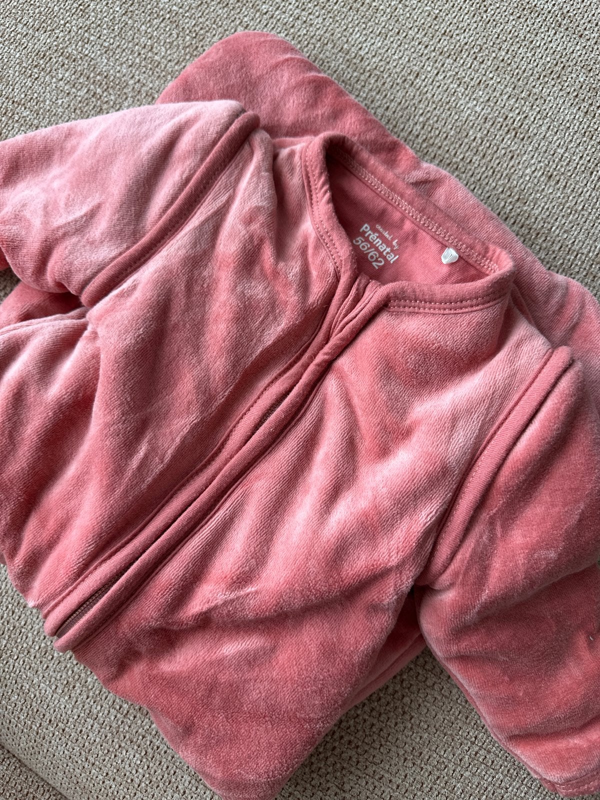 Roze velours boxpakje van Prénatal, maat 56/62, Ophalen, Zo goed als nieuw, Jongetje of Meisje, Pakje