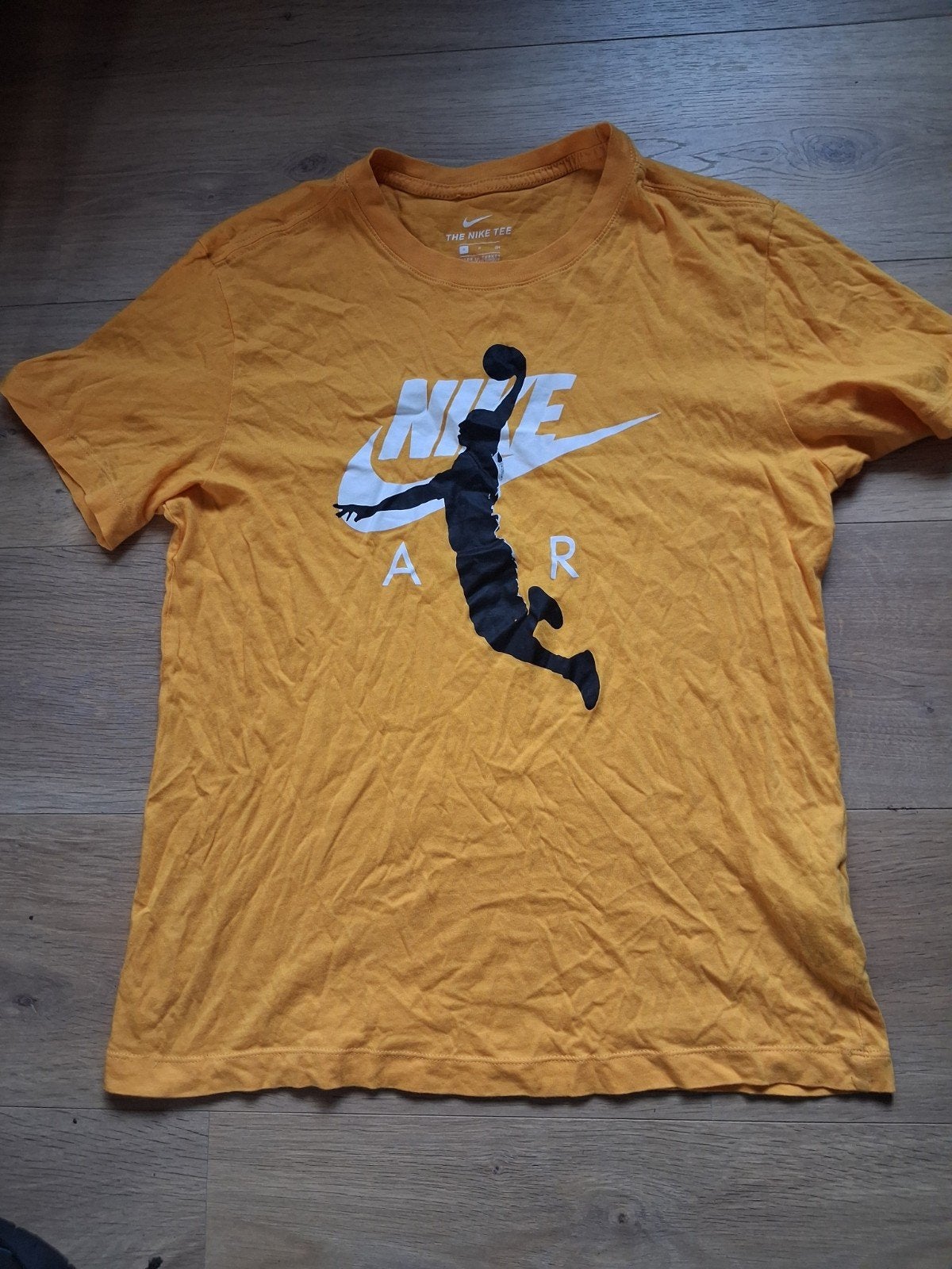 Nike Air T-shirt Geel Maat S - Comfortabel & Stijlvol, Geel, Nike, Ophalen of Verzenden, Zo goed als nieuw