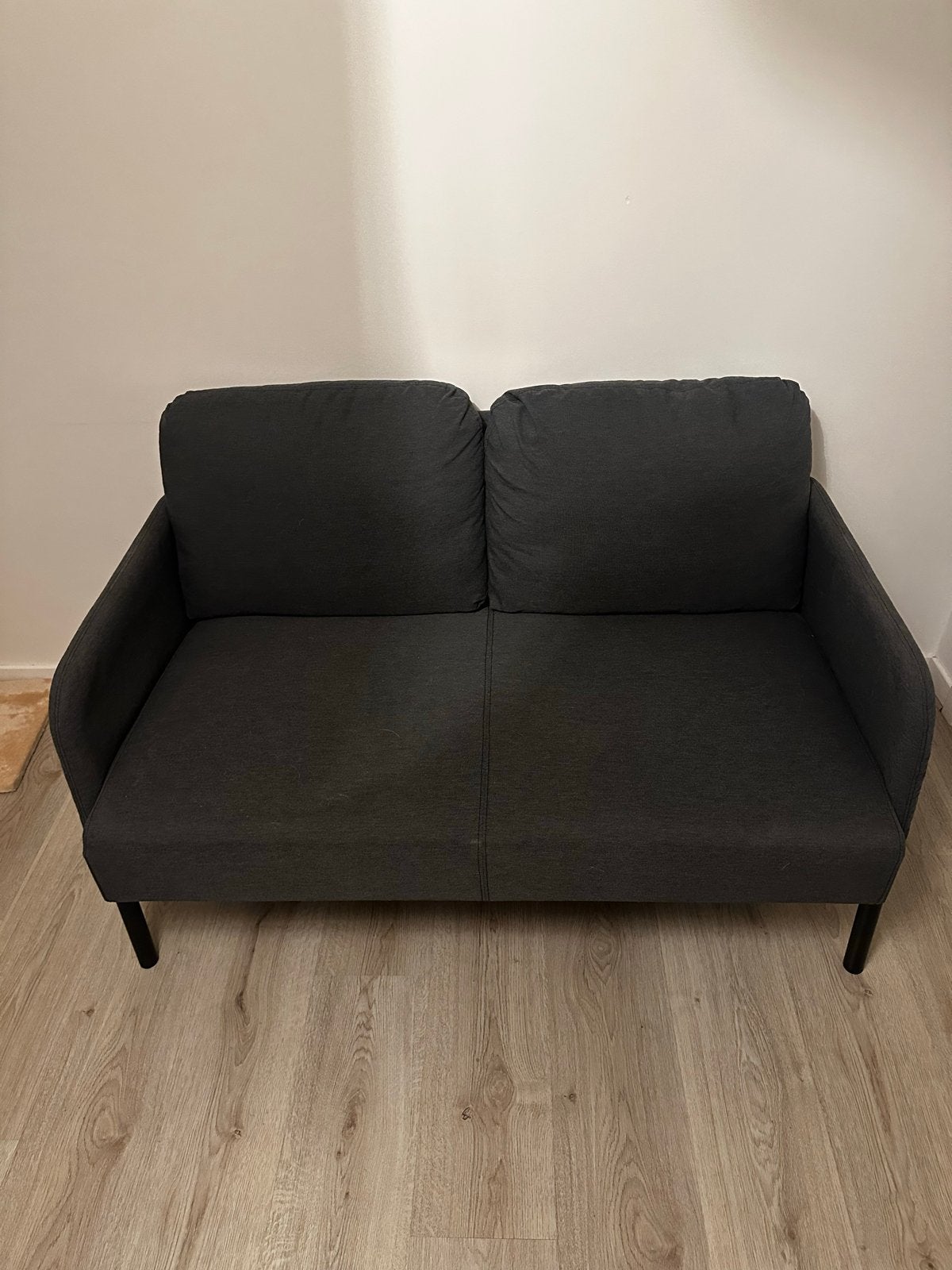 Compacte tweepersoonsbank - Donkergrijs, Ophalen, Gebruikt, 150 tot 200 cm, Tweepersoons