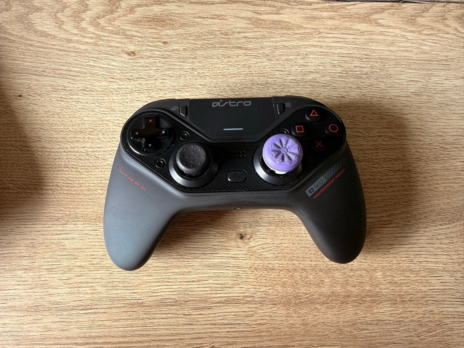 Astro C40 TR Controller voor competitieve gamers, Zo goed als nieuw, PC, Overige merken, Ophalen of Verzenden