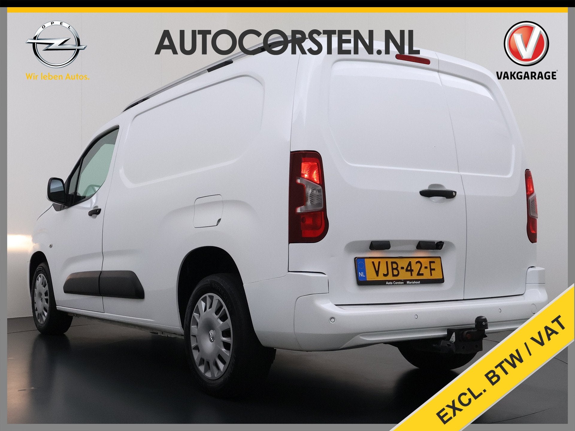 Opel Combo D 131PK L2H1 Navi Camera Trekhaak Euro 6 Dakrails, Voorwielaandrijving, Stof, Gebruikt, 4 cilinders