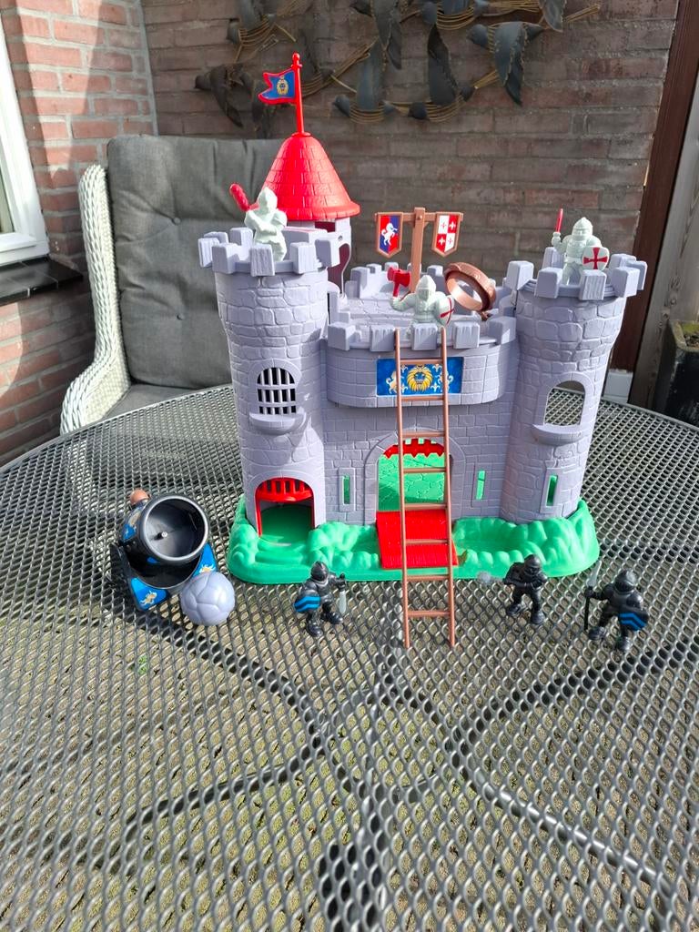 Kasteel met ridders en kanon - Compleet speelset, Kinderen en Baby's, Speelgoed | Overig, Gebruikt, Jongen of Meisje, Ophalen of Verzenden