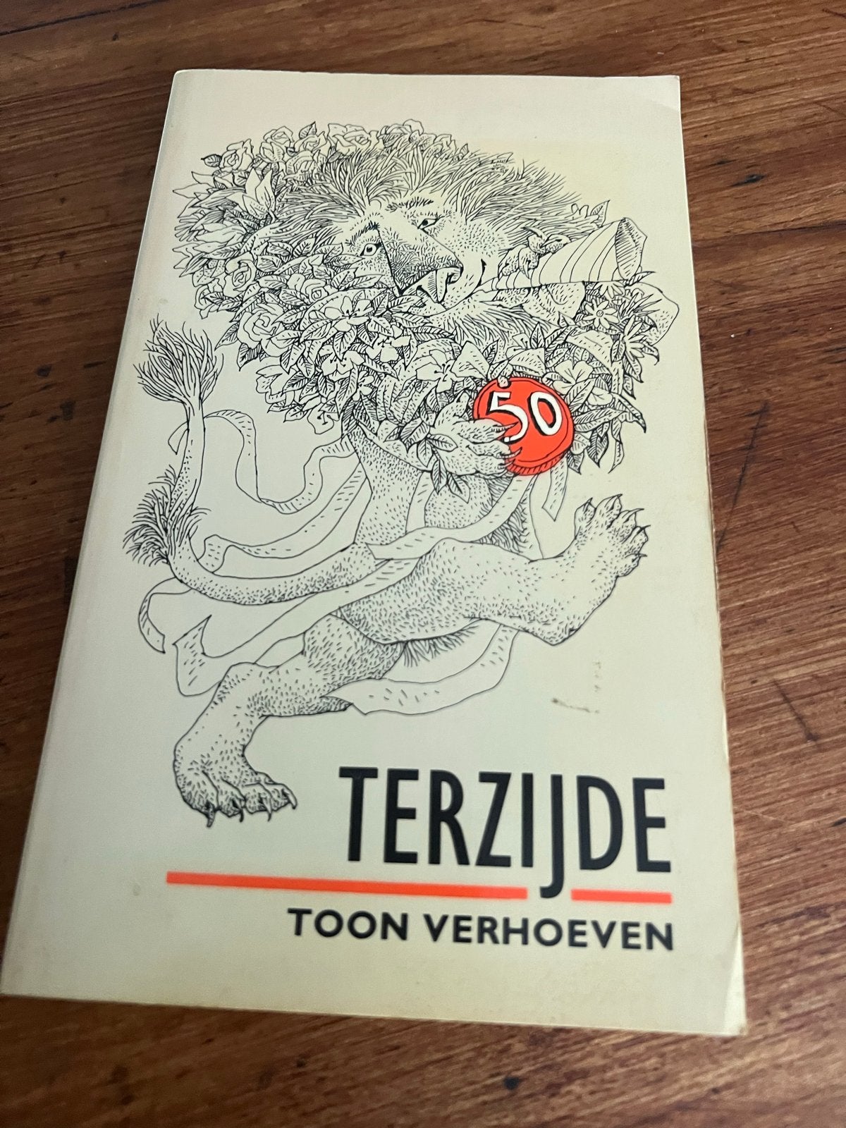 Terzijde - Toon Verhoeven (Boek), Ophalen of Verzenden, Gelezen, Nederland