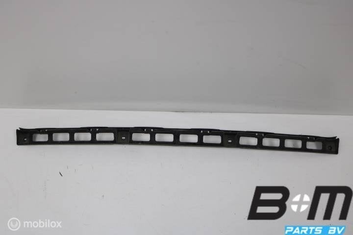 Achterbumpergeleider midden VW Polo 6R 6R6807863A, Gebruikt