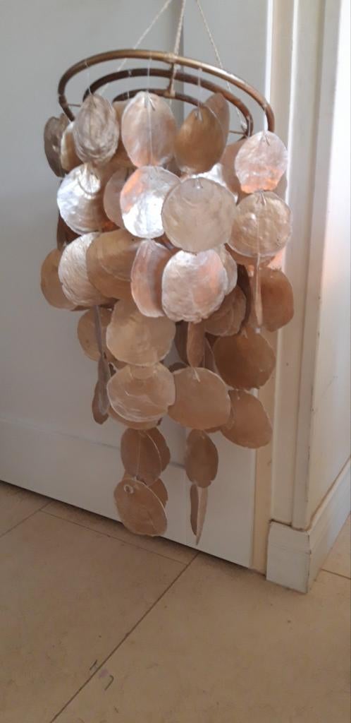 Capiz schelpenhanger groot7, Ophalen