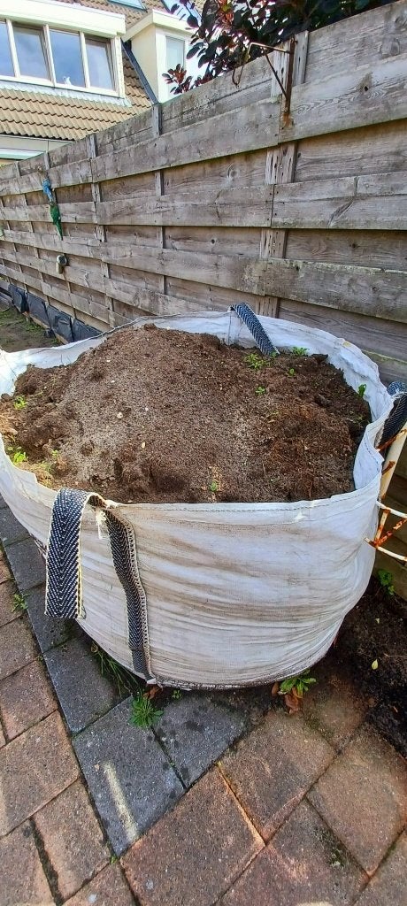 Tuinaarde voor buiten, Ophalen, Tuinaarde