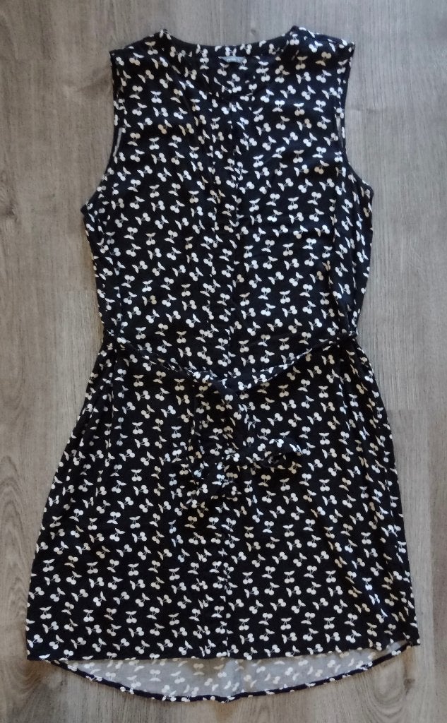 Zwarte mouwloze jurk met knopen Hema maat L, Kleding | Dames, Jurken, Zwart, Maat 42/44 (L), Ophalen of Verzenden, Knielengte
