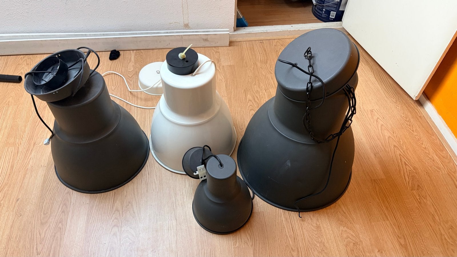 4 IKEA Hektar lampen (3 zwart, 1 wit) - Diverse maten, Ophalen, Gebruikt, Metaal