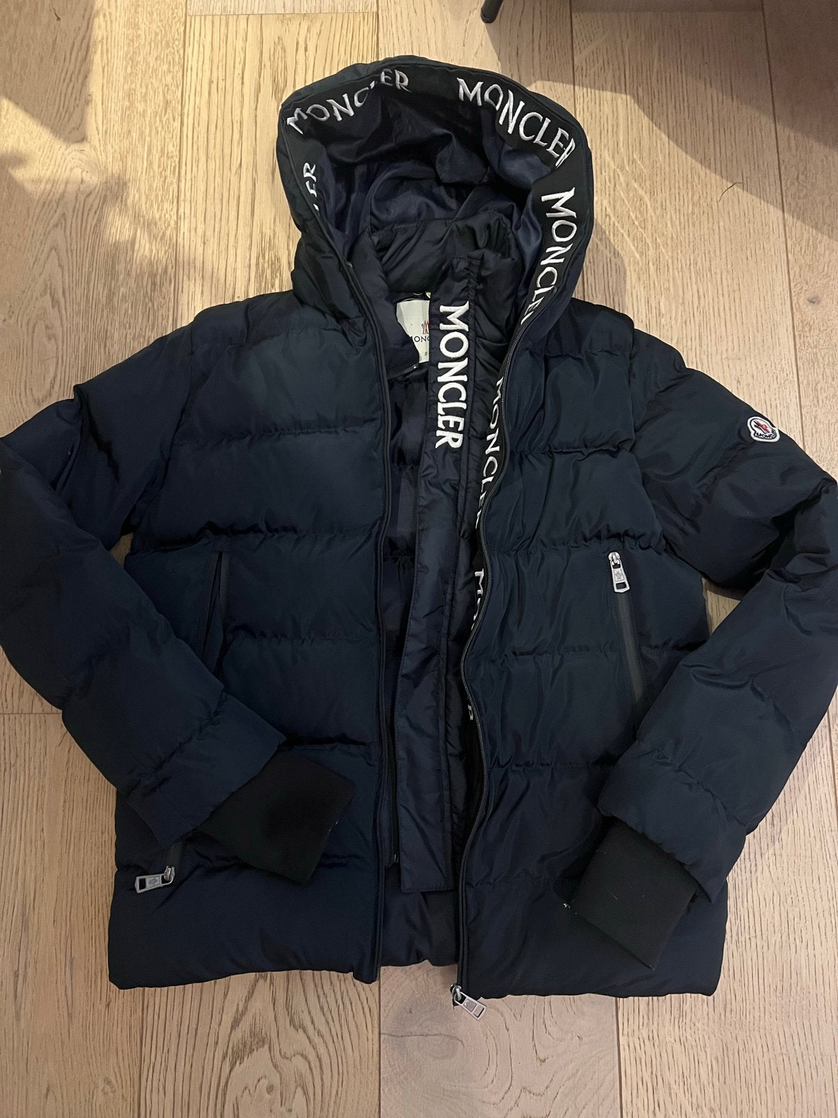 Moncler Jas Heren, Ophalen of Verzenden, Zo goed als nieuw, Maat 46 (S) of kleiner, Zwart
