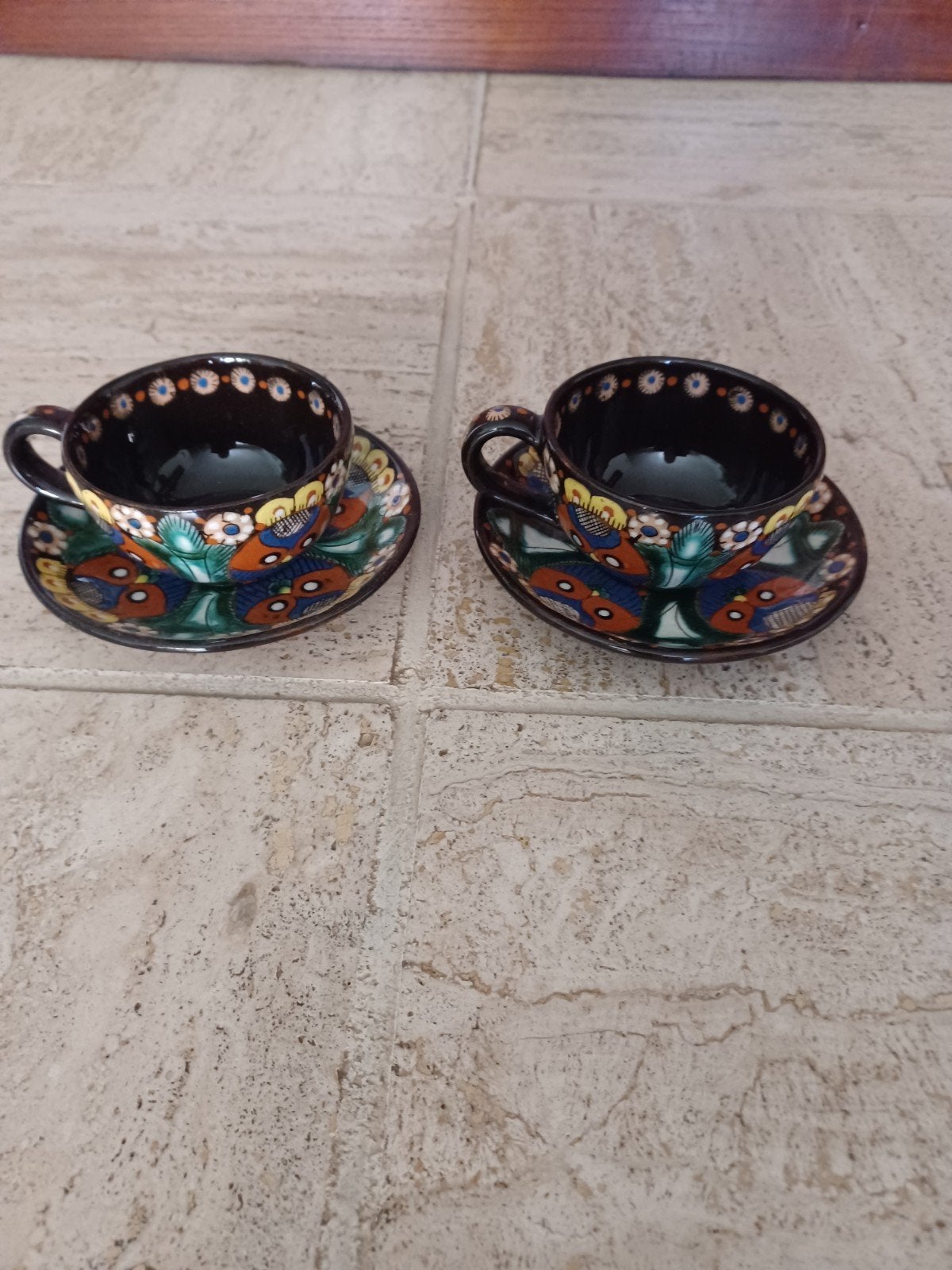 2 Thoune Zwitserse Majolica kop en schotels, Antiek en Kunst, Verzenden