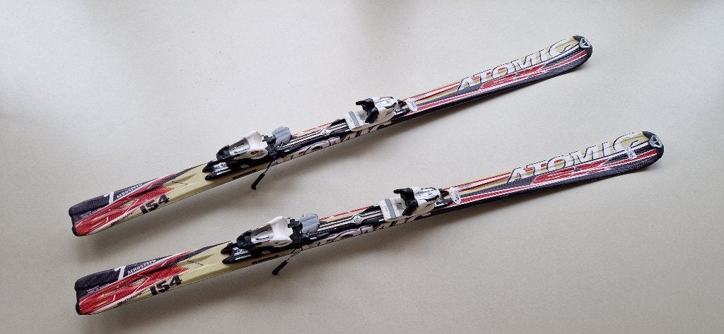 Atomic Ski's 154cm, Ophalen, 140 tot 160 cm, Gebruikt, Carve