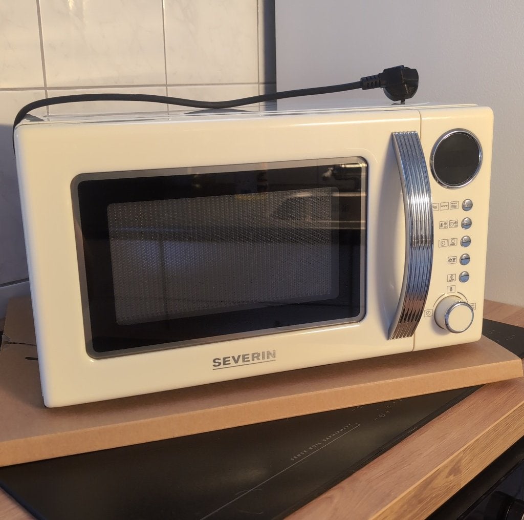 magnetron retro severin, Witgoed en Apparatuur, Magnetrons, Ophalen, Combimagnetron, Minder dan 45 cm, Zo goed als nieuw
