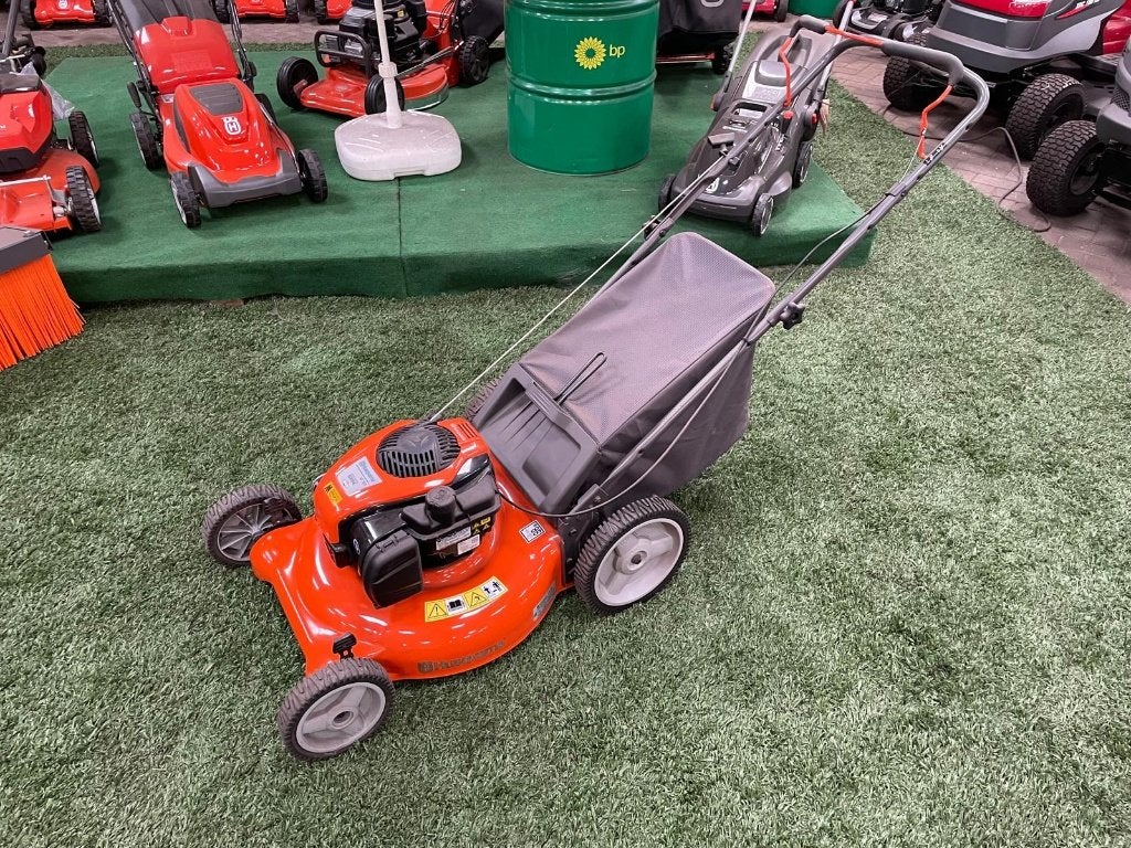 Husqvarna LC153, Cirkelmaaier, Nieuw, Ophalen of Verzenden, Opvangbak