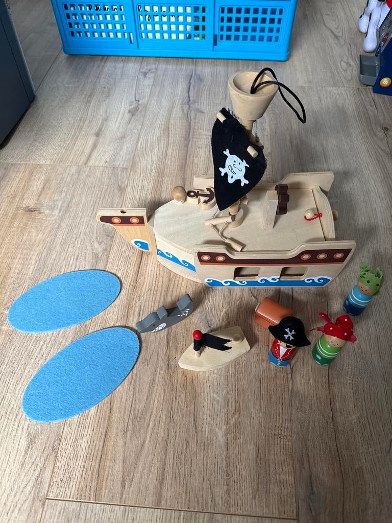 Houten Piratenschip Speelset met Figuren en Accessoires, Ophalen, Gebruikt, Jongen of Meisje