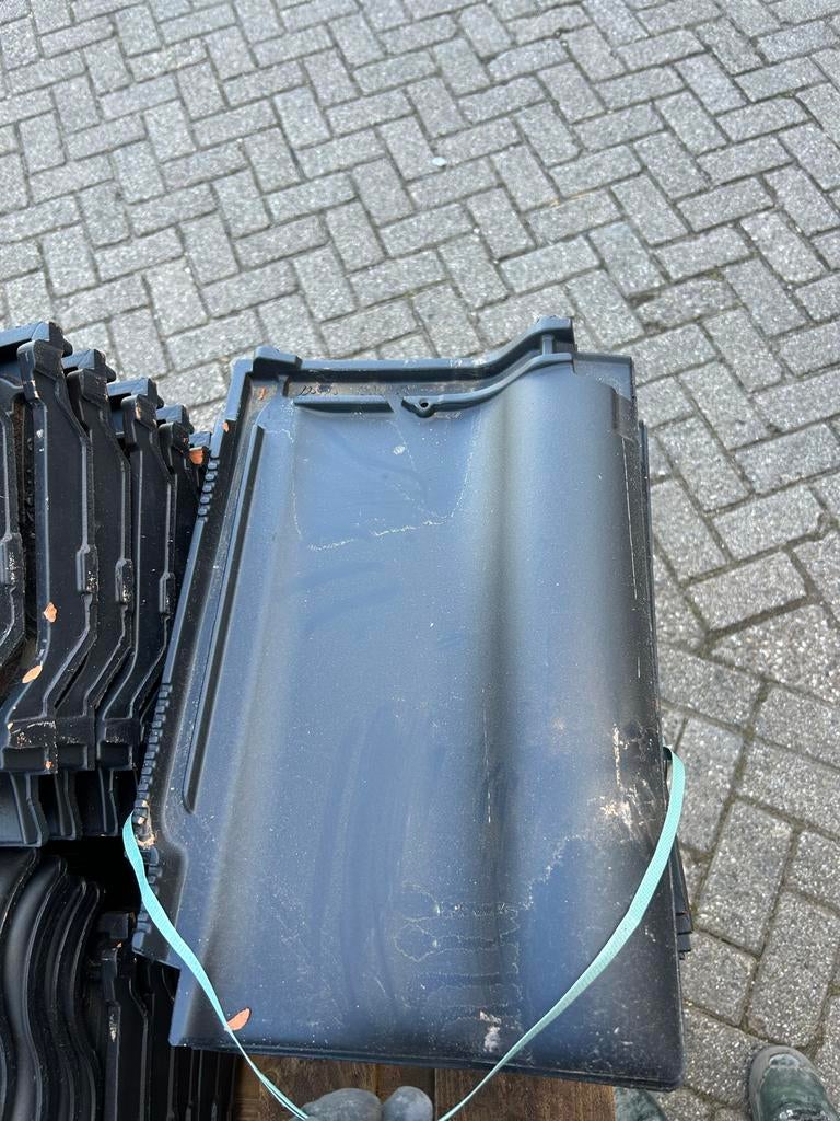 Dakpannen - Hoogwaardige dakbedekking voor uw huis, Doe-het-zelf en Verbouw, Dakpannen en Dakbedekking, Steen of Klei, Zwart, Nieuw