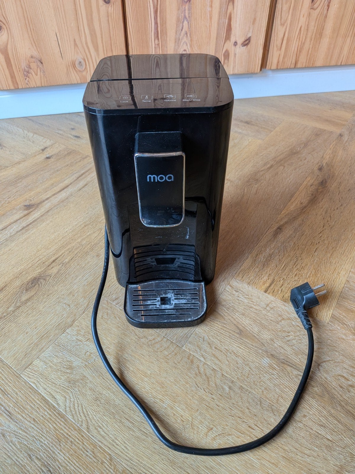 MOA Warm Water Doorstromer - Direct Heet Water, 2 liter of meer, Ophalen, Gebruikt